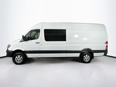 Used 2018 Mercedes-Benz Sprinter 2500 image 7