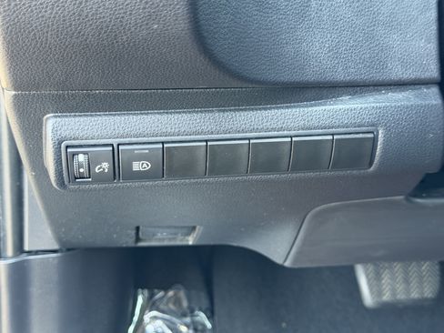Used 2024 Toyota Corolla LE FWD image 23
