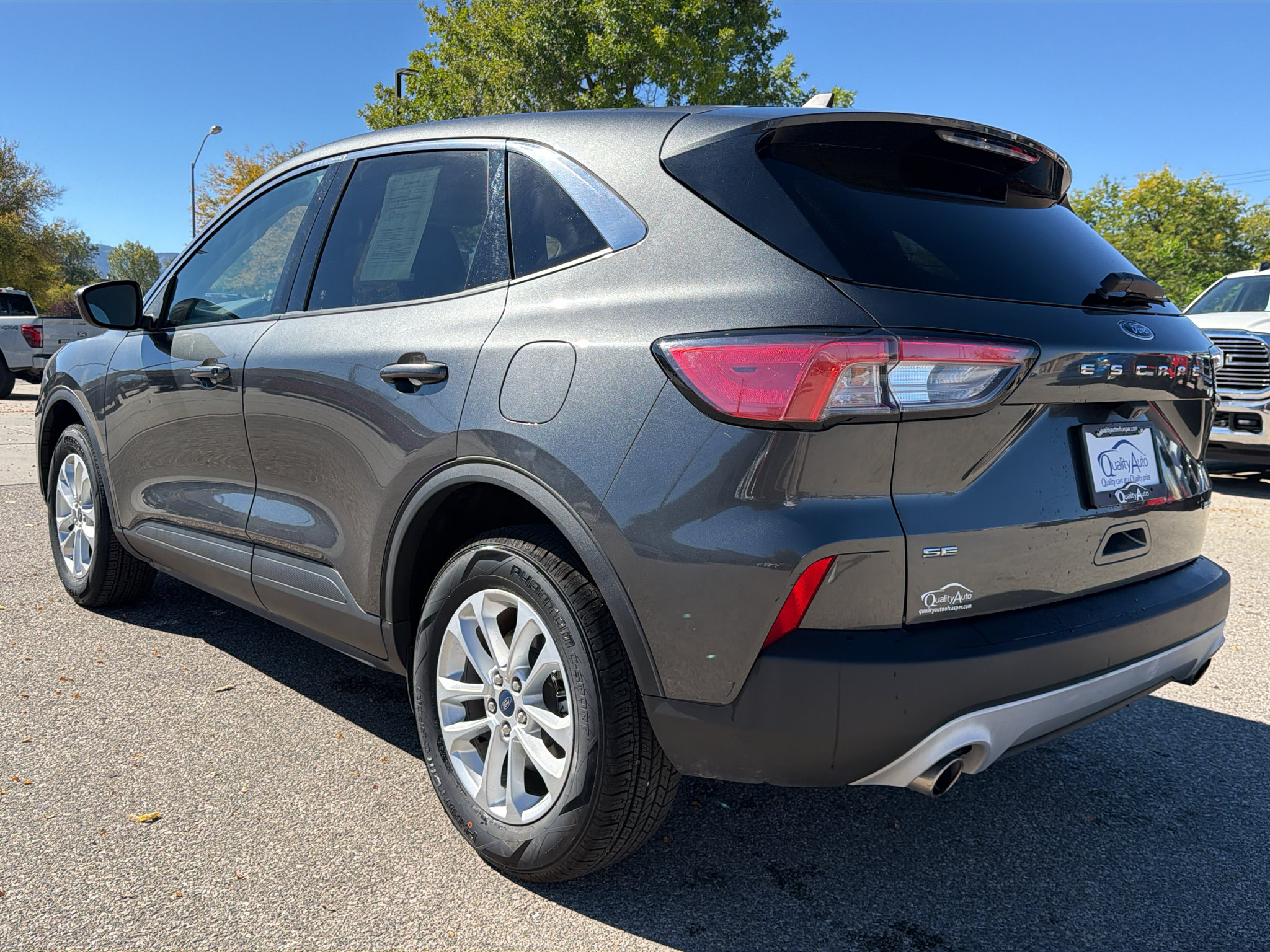 Used 2020 Ford Escape SE AWD/4WD image 9