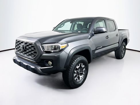 Used 2023 Toyota Tacoma TRD Off-Road image 3