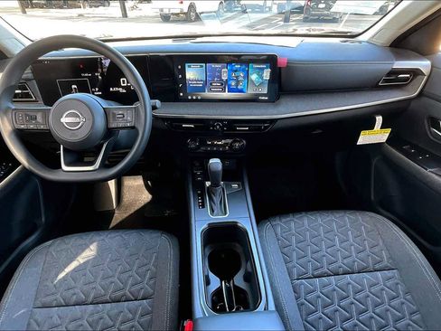 New 2026 Nissan Kicks SV image 5