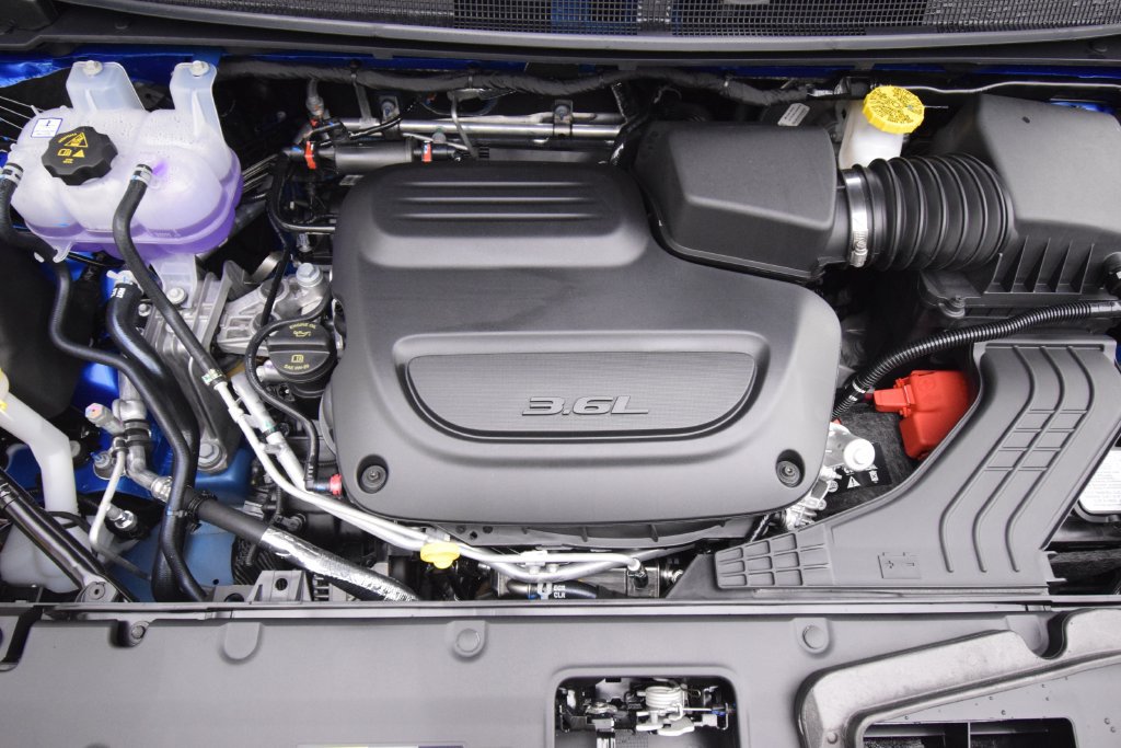 New 2027 Chrysler Pacifica Select FWD image 11