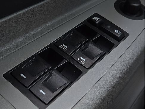 Used 2006 Dodge Magnum SRT8 w/ SRT Option Group II RWD image 15