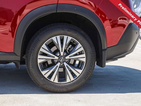 Used 2023 Nissan Rogue SV FWD image 12