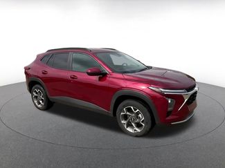 Used 2025 Chevrolet Trax LT FWD video 2