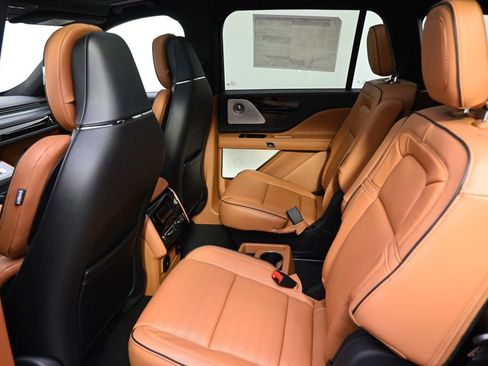 New 2026 Lincoln Aviator Black Label image 21