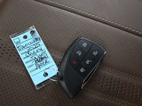 Used 2025 Chevrolet Tahoe High Country image 22