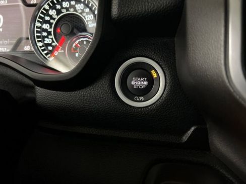 Used 2020 RAM 1500 Big Horn AWD/4WD image 17