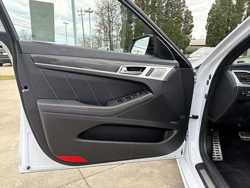 Used 2018 Genesis G80 3.3T Sport image 9