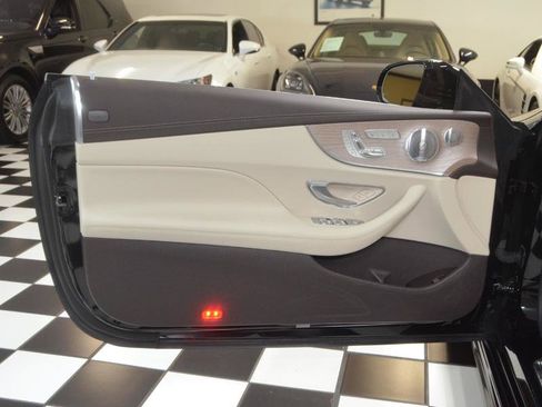 Used 2020 Mercedes-Benz E 450 4MATIC Cabriolet image 17