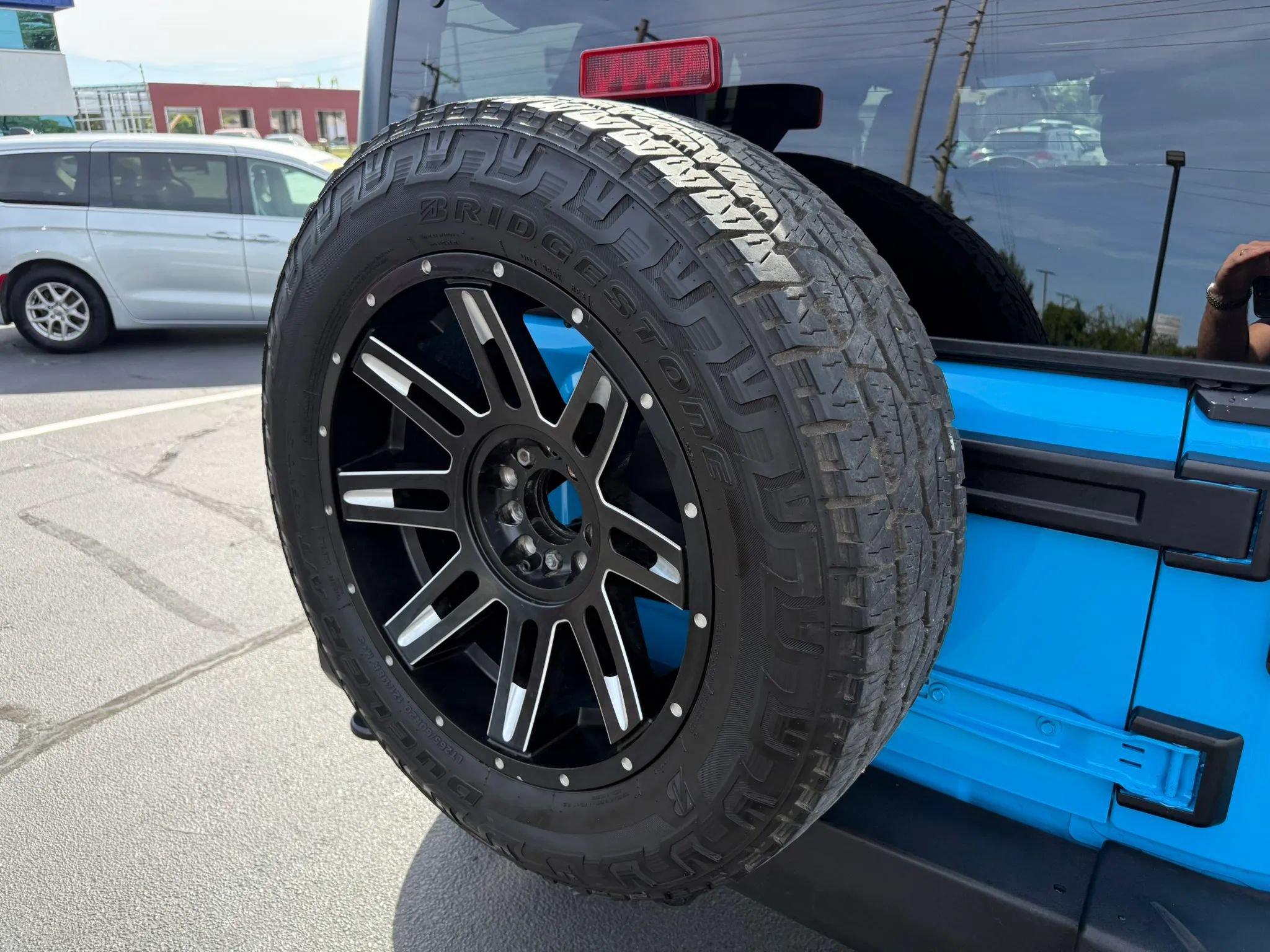 Used 2017 Jeep Wrangler Unlimited Rubicon w/ Dual Top Group AWD/4WD image 42