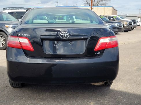 Used 2009 Toyota Camry LE image 7