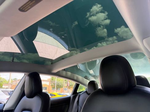 Used 2021 Tesla Model 3 Long Range AWD/4WD image 48