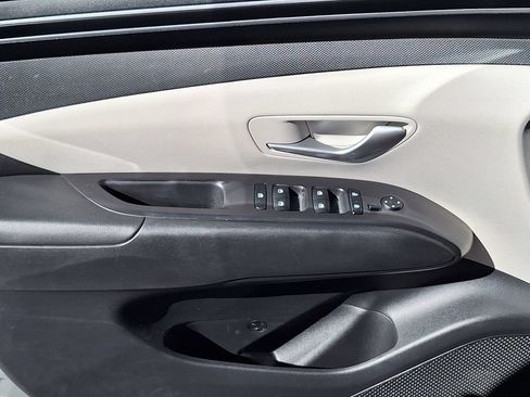 Certified 2024 Hyundai Tucson SEL AWD/4WD image 9