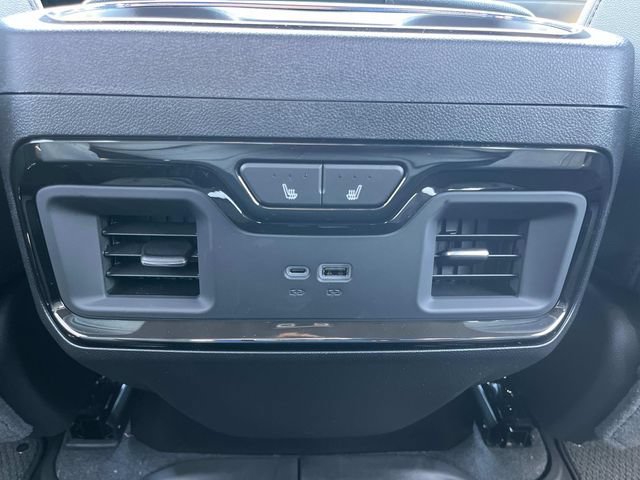 New 2026 GMC Sierra 1500 AT4 w/ AT4 Premium Package AWD/4WD image 18