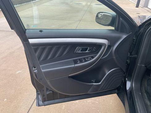 Used 2015 Ford Taurus SEL w/ Equipment Group 201A image 7