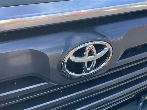 Certified 2025 Toyota Tundra Limited image 28