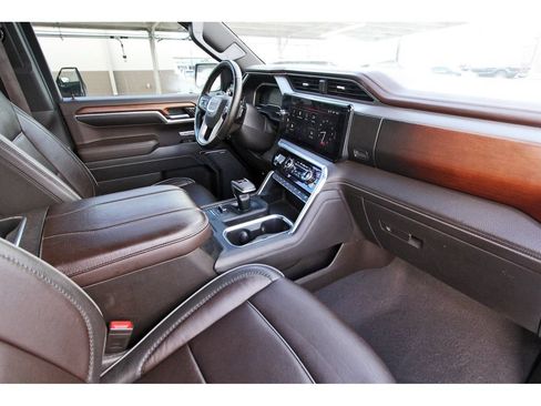 Used 2023 GMC Sierra 1500 Denali w/ Denali Reserve Package AWD/4WD image 28