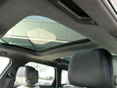 Used 2025 Audi RS 6 performance image 33