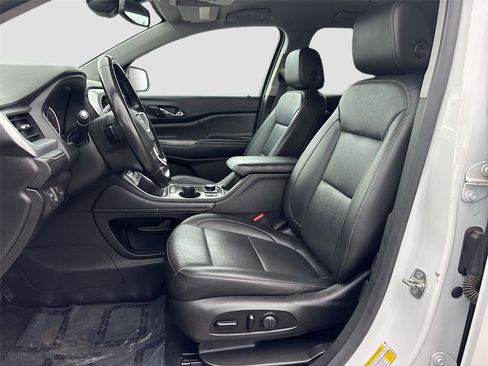 Used 2021 GMC Acadia SLT image 22