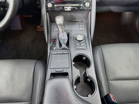 Used 2022 Lexus IS 300 300 w/ Premium Package image 41