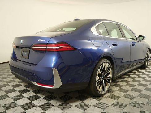 Certified 2025 BMW 530i image 2
