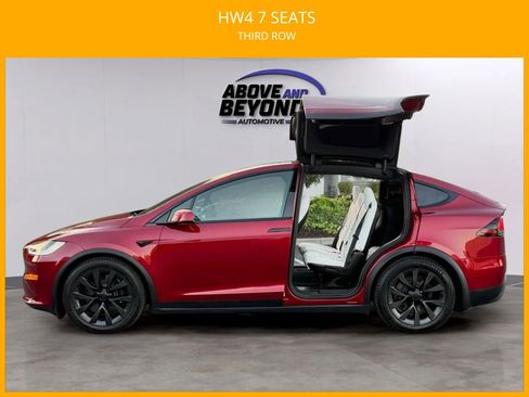 Used 2023 Tesla Model X image 5