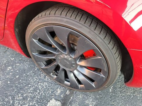 Used 2021 Tesla Model 3 Performance image 34