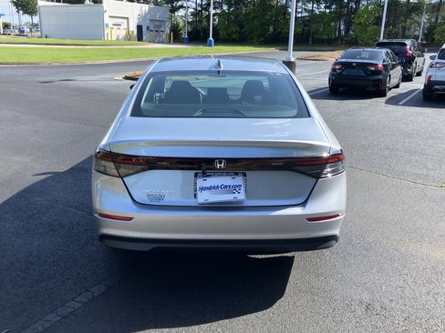 Used 2026 Honda Accord LX image 9