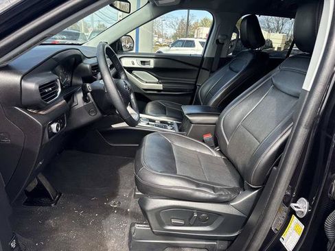 Certified 2022 Ford Explorer Limited w/ Limited Technology Package AWD/4WD image 27