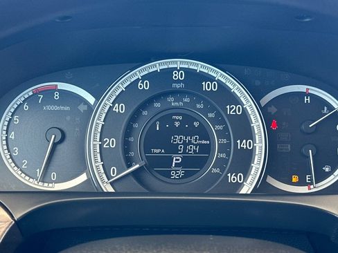 Used 2017 Honda Accord EX image 23