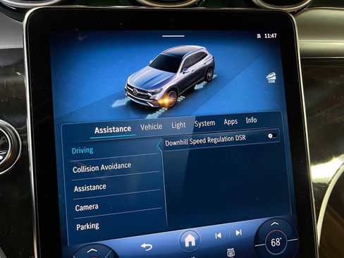 Used 2025 Mercedes-Benz GLC 300 GLC 300 image 35