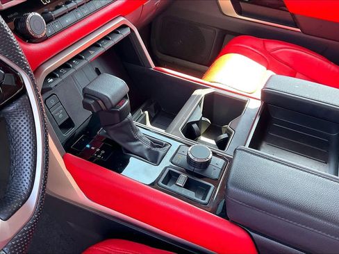 Used 2024 Toyota Tundra Limited w/ TRD Off-Road Package image 15