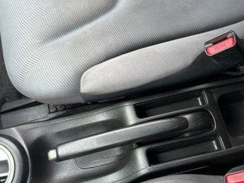 Used 2012 Honda Fit image 17