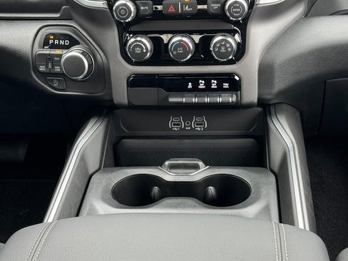 New 2026 RAM 1500 Express AWD/4WD image 12