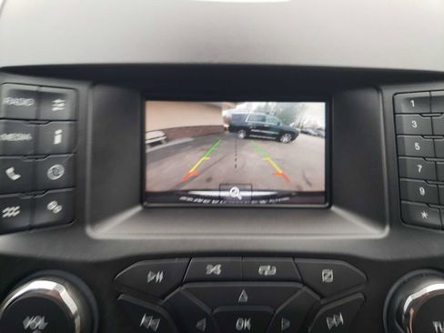 Used 2019 Ford Edge SE image 11