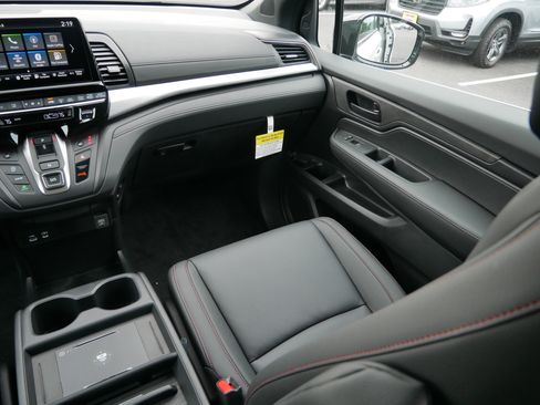 New 2026 Honda Odyssey Sport-L image 11