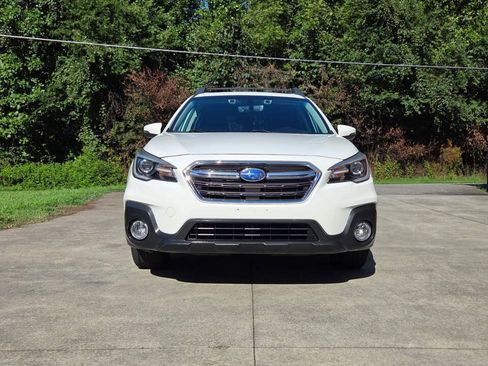 Used 2018 Subaru Outback 2.5i Limited AWD/4WD image 5