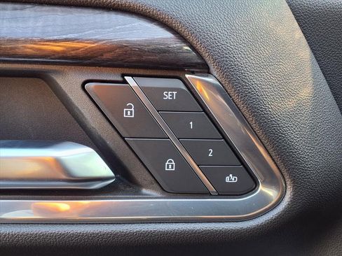 Used 2023 Chevrolet Silverado 1500 LTZ w/ LTZ Premium Texas Edition image 10