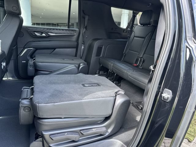 Used 2023 GMC Yukon XL Denali AWD/4WD image 27