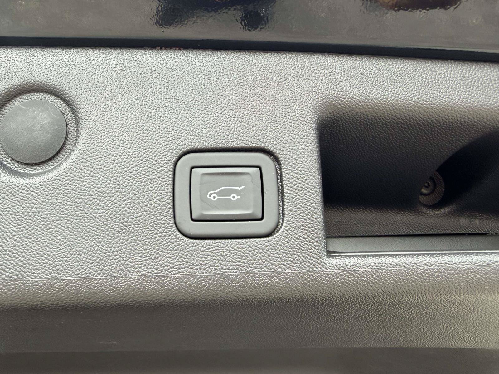 Certified 2024 Chevrolet Equinox LT FWD image 15