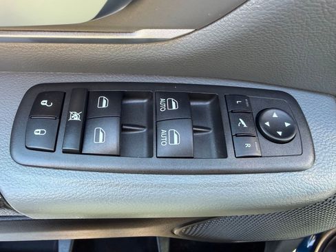 Used 2022 RAM 1500 Big Horn image 13