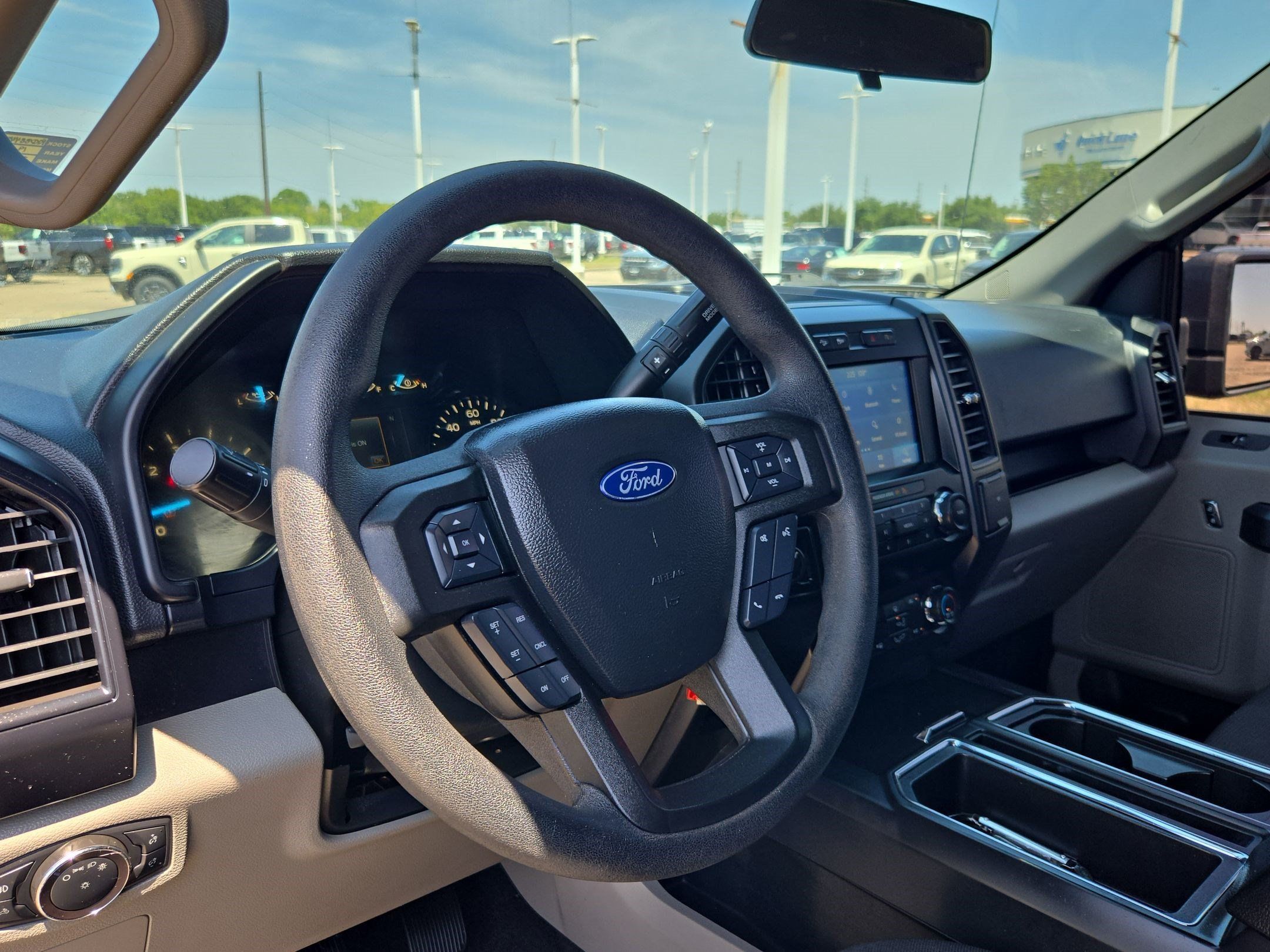 Used 2019 Ford F150 XL w/ Equipment Group 101A Mid AWD/4WD image 15