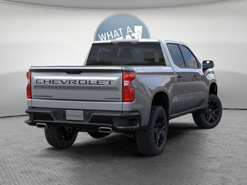 New 2026 Chevrolet Silverado 1500 Custom Trail Boss w/ LPO, Dark Essentials Package AWD/4WD image 4