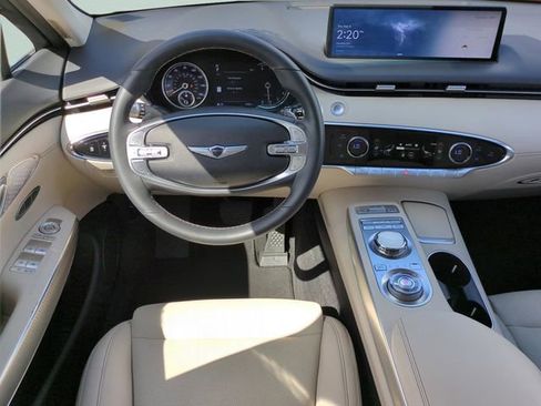 Certified 2023 Genesis GV70 2.5T w/ Select Package image 15