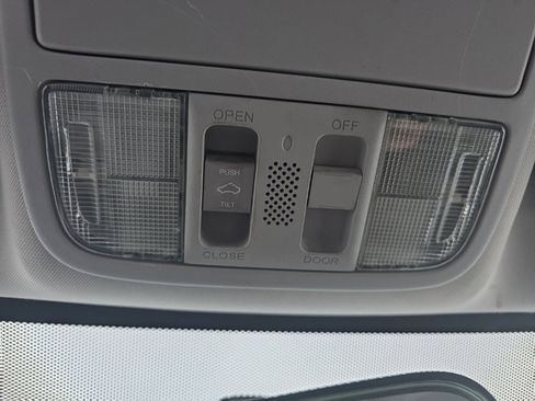 Used 2010 Honda CR-V EX-L image 22