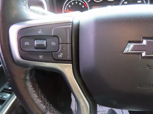 Used 2021 Chevrolet Silverado 1500 RST image 32