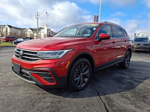 Certified 2022 Volkswagen Tiguan SE AWD/4WD image 3