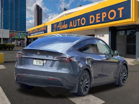 Used 2023 Tesla Model Y Performance AWD/4WD image 5