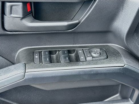 Used 2026 Toyota 4Runner SR5 AWD/4WD image 19